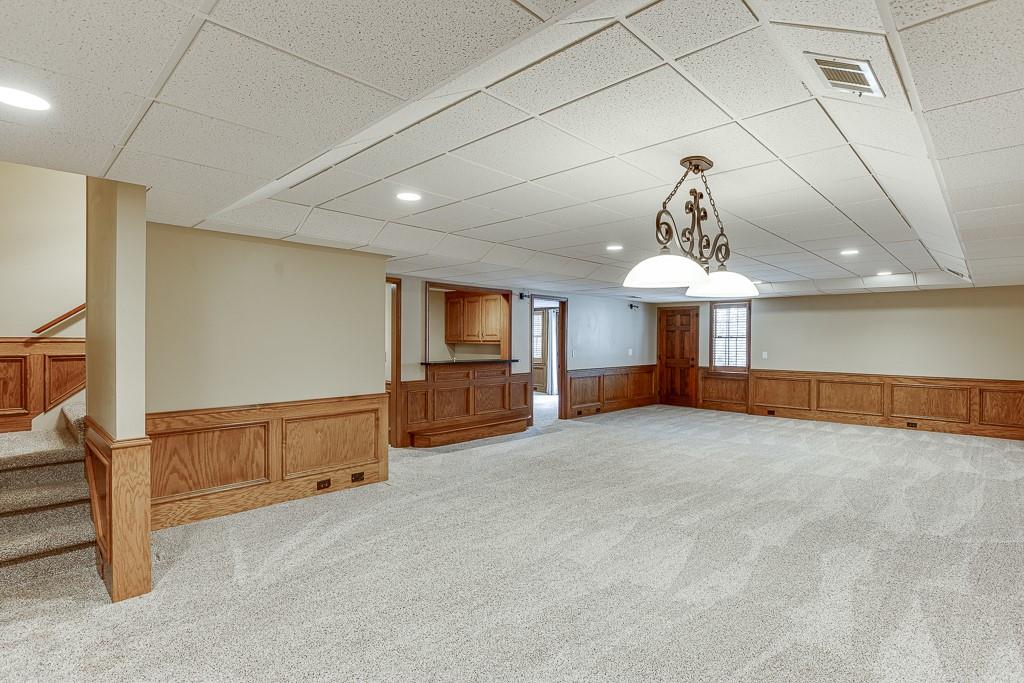 7660 Dunvegan Close, Sandy Springs, Georgia image 49
