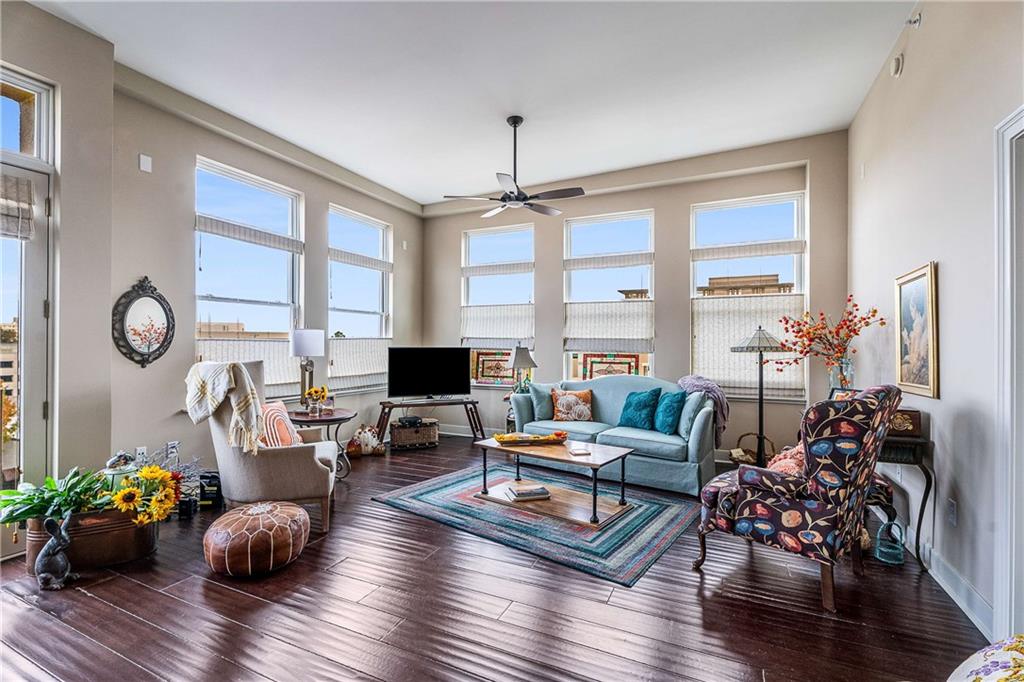 201 W Ponce De Leon Avenue 702