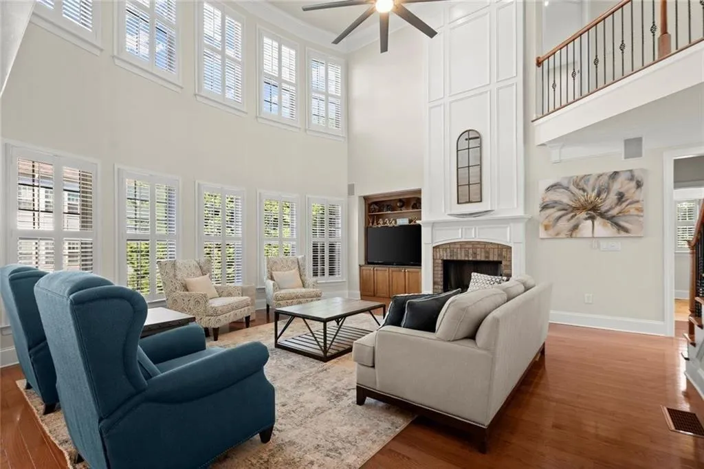 Alpharetta, Georgia 30022, United States, 7 Bedrooms Bedrooms, ,5 BathroomsBathrooms,Residential,Active,189504