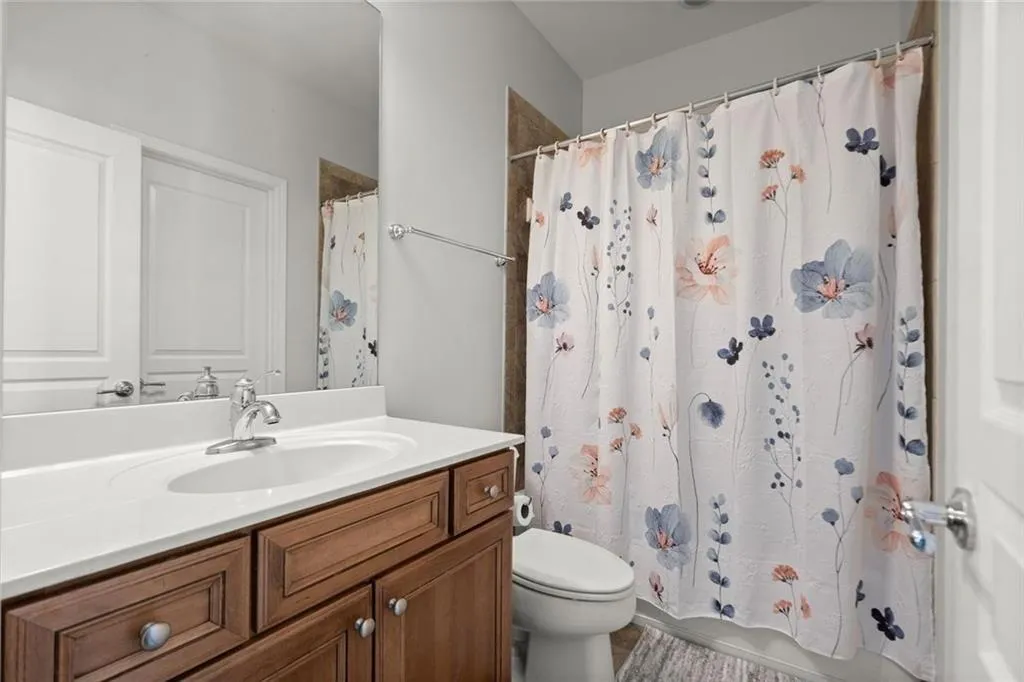 Alpharetta, Georgia 30022, United States, 7 Bedrooms Bedrooms, ,5 BathroomsBathrooms,Residential,Active,189504