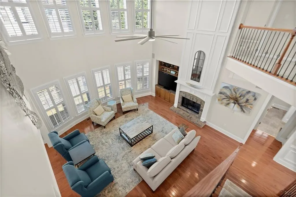 Alpharetta, Georgia 30022, United States, 7 Bedrooms Bedrooms, ,5 BathroomsBathrooms,Residential,Active,189504