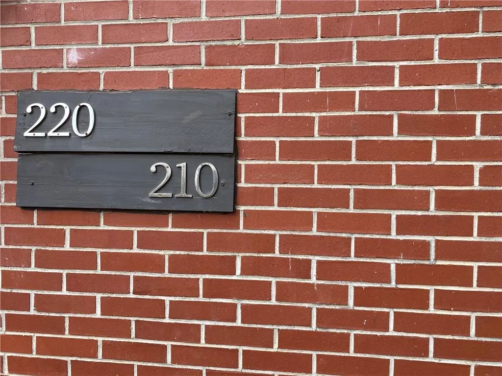 Smyrna, Georgia 30082, United States, 2 Bedrooms Bedrooms, ,1 BathroomBathrooms,Residential,Active,27689