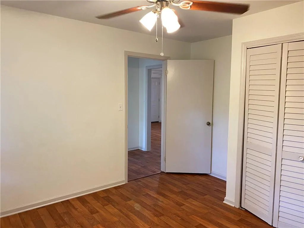 Smyrna, Georgia 30082, United States, 2 Bedrooms Bedrooms, ,1 BathroomBathrooms,Residential,Active,27689