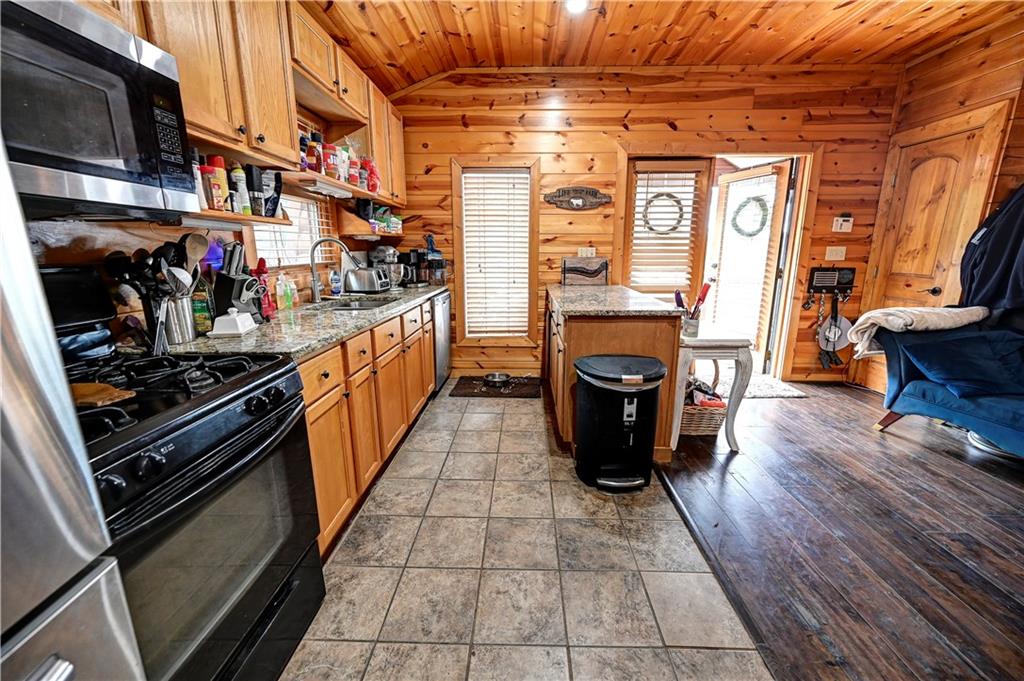 635 Long Branch Trail
