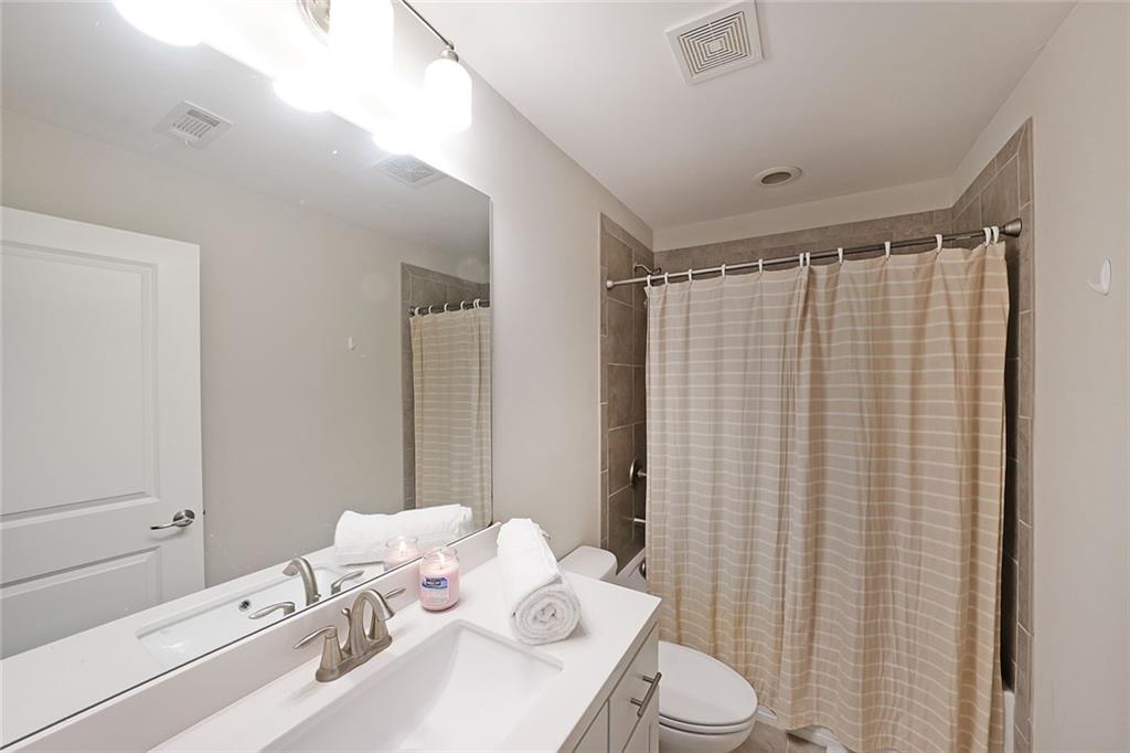 1372 Doublegate Drive, Brookhaven, Georgia image 17