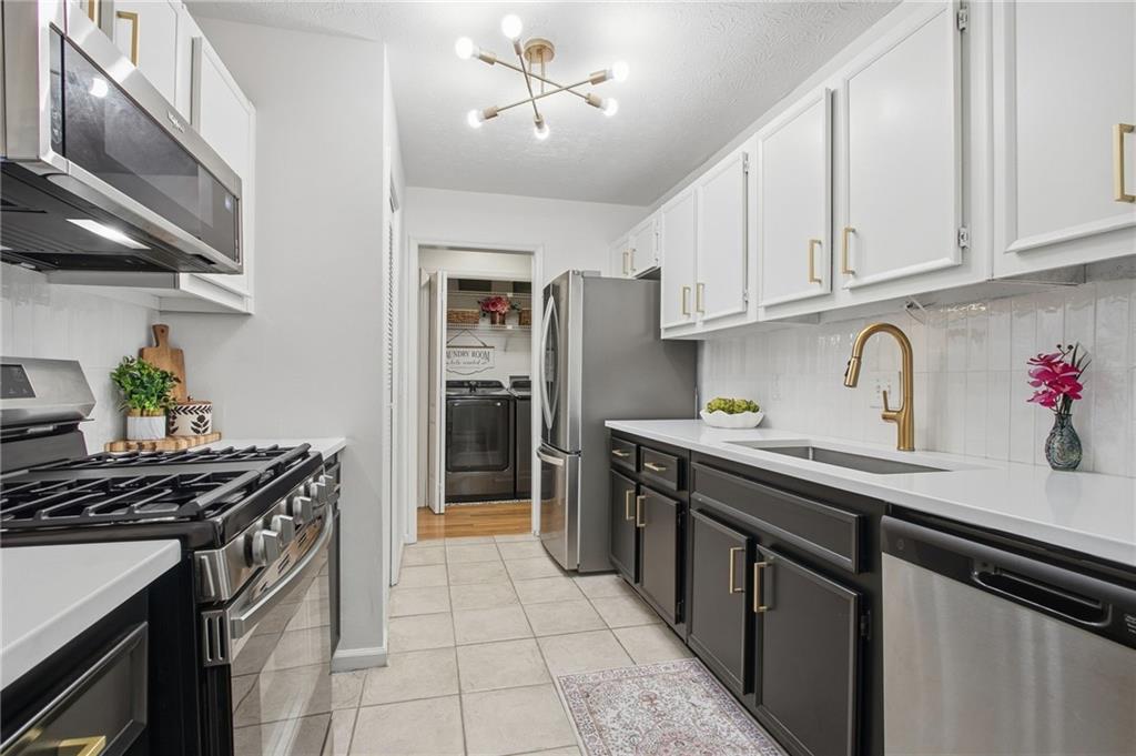 4013 Lake Pointe Circle