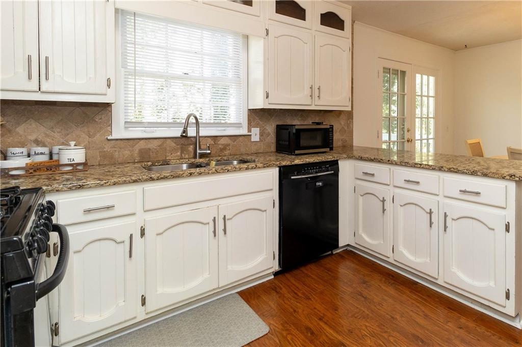 1468 Cheyenne Court, Stone Mountain, Georgia image 20