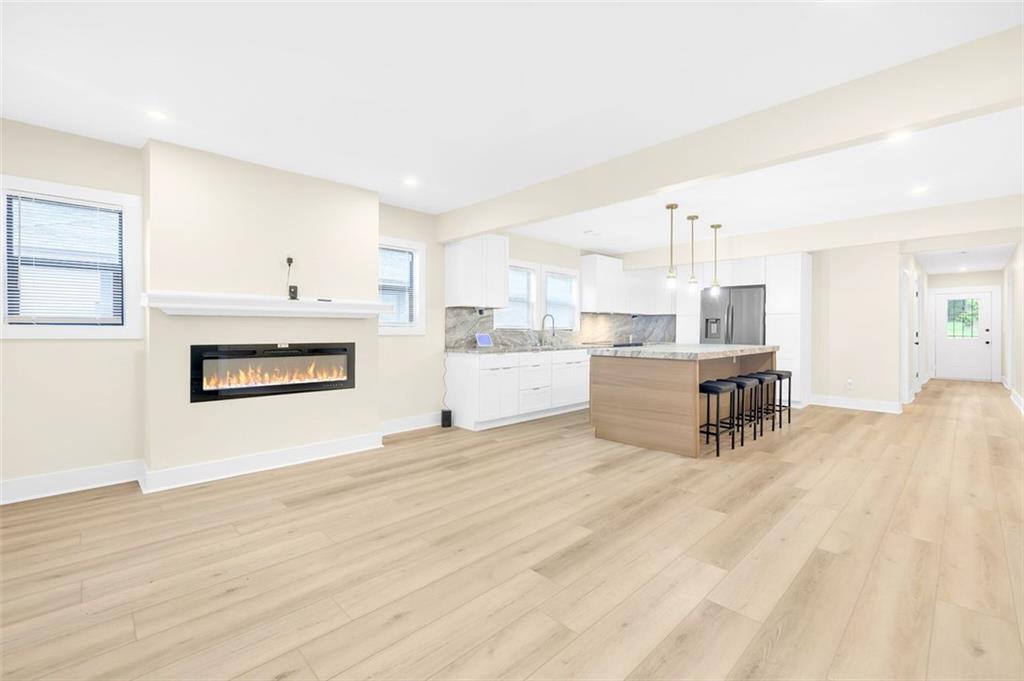 264 HAAS Avenue SE