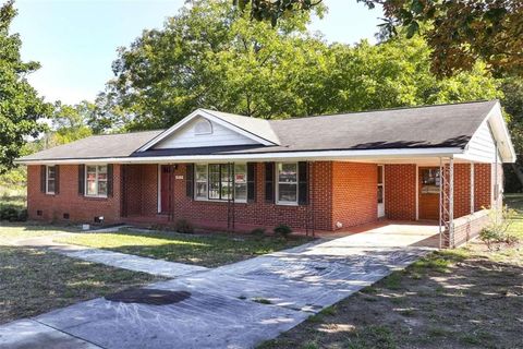 A home in Braselton