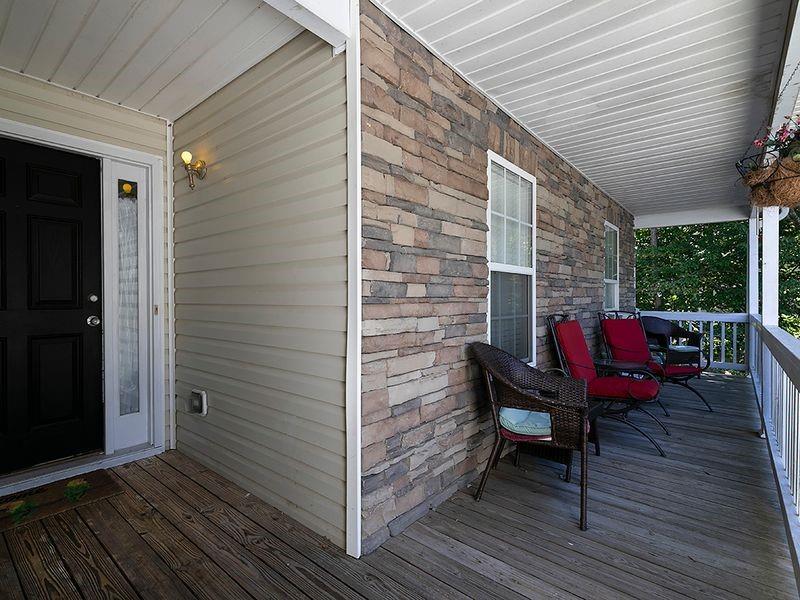 55 Dearing Woods Bend