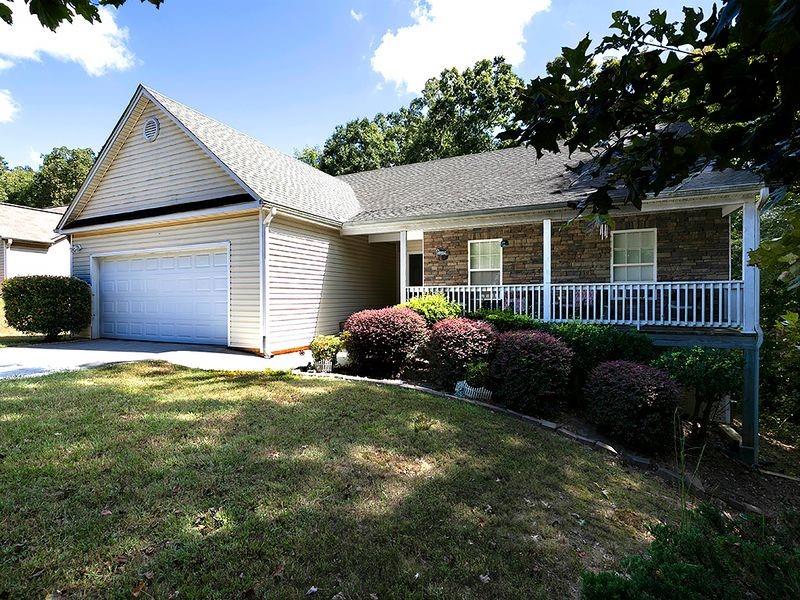 55 Dearing Woods Bend