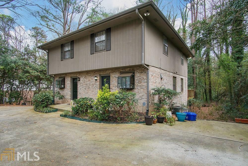 2515 Skyland Trail NE