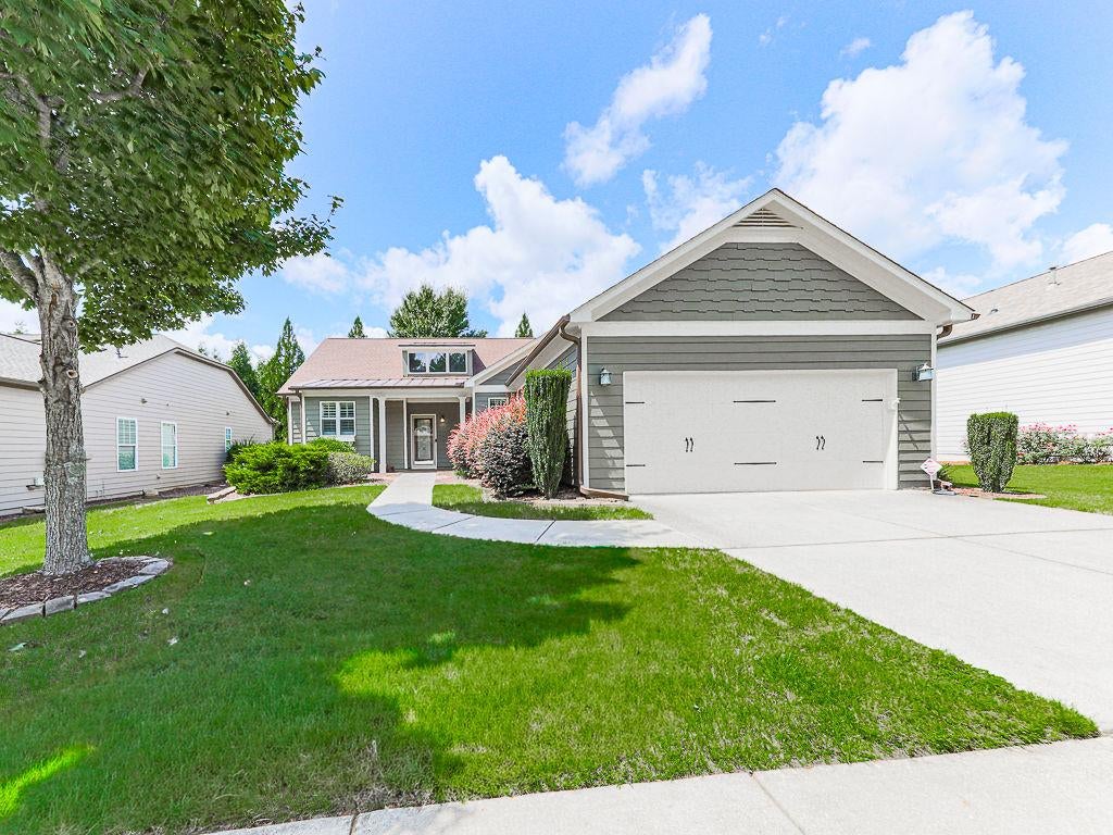 424 Larkspur Drive