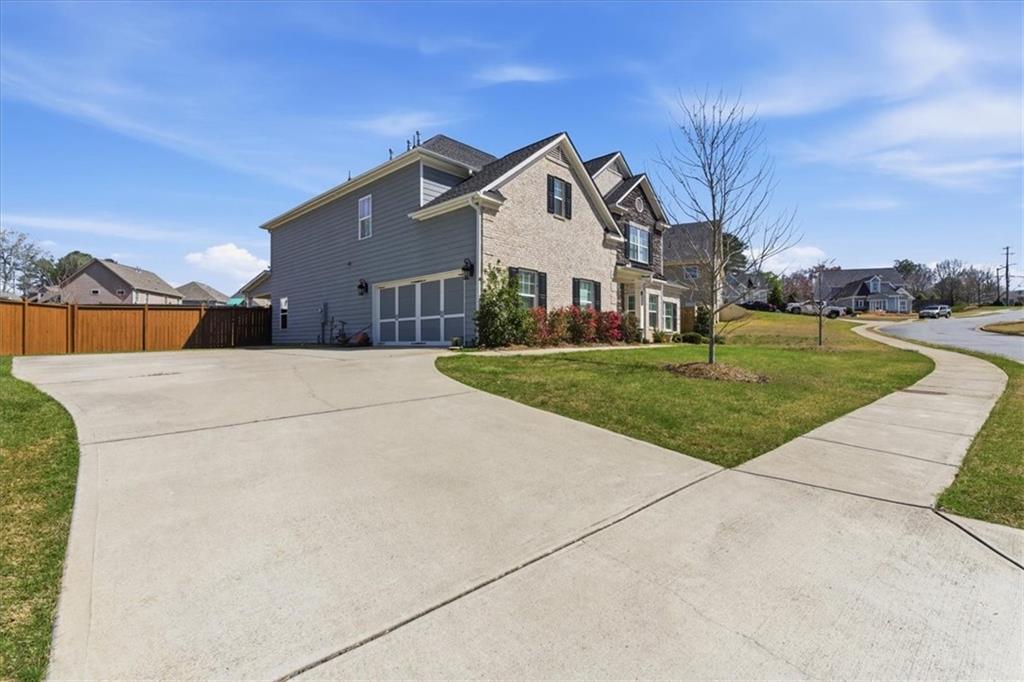 3054 MOUNTAIN SHADOW Way