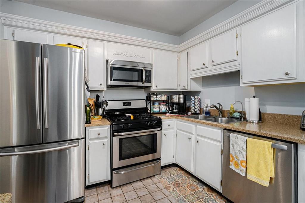 3813 PACES FERRY WEST SE