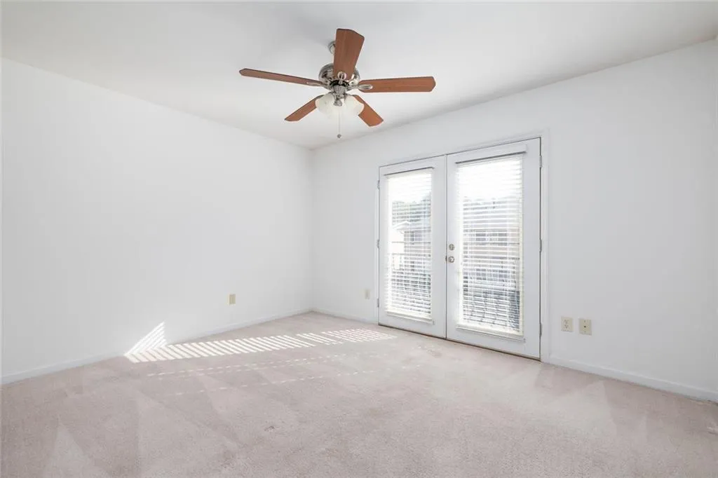 Atlanta, Georgia 30319, United States, 2 Bedrooms Bedrooms, ,3 BathroomsBathrooms,Residential,Active,120859