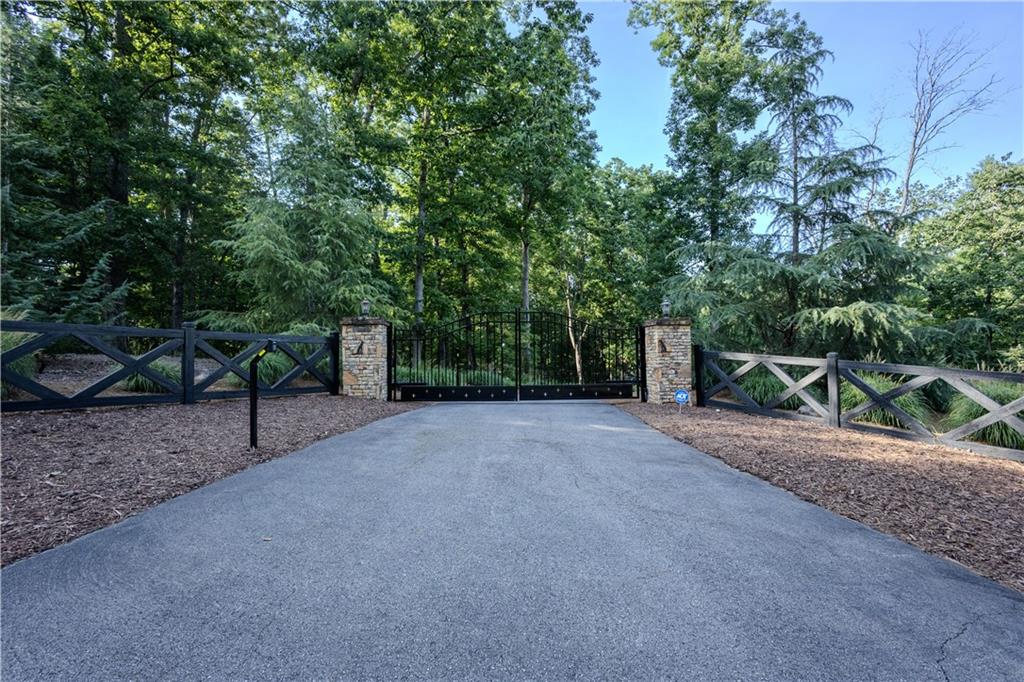 281 Chilhoe Drive