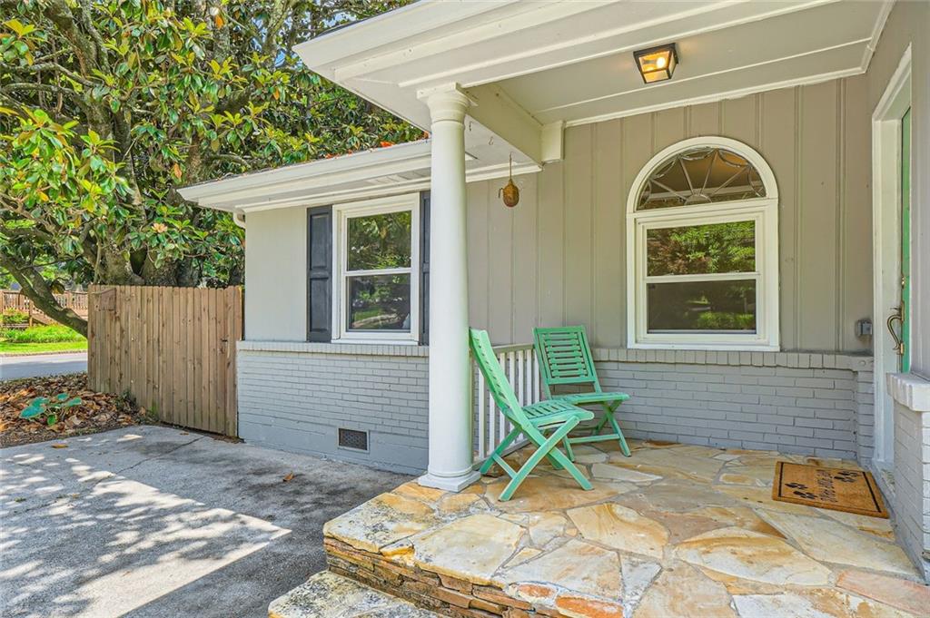 2205 Desmond Drive