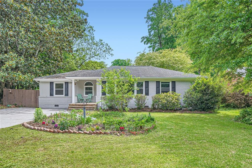 2205 Desmond Drive