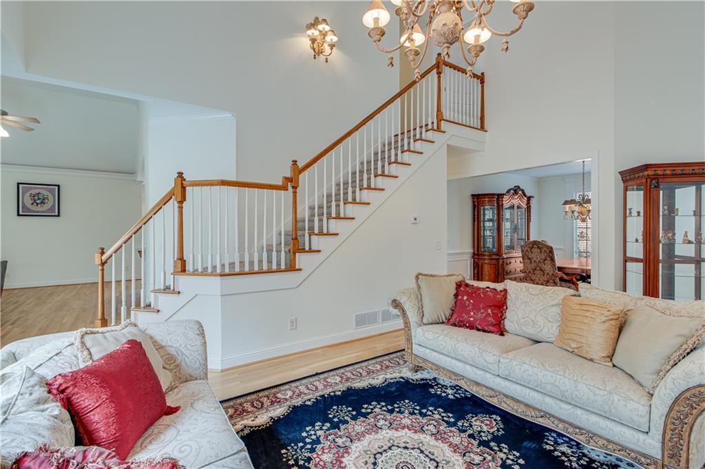 5081 Oak Farm Way, Flowery Branch, Georgia image 27