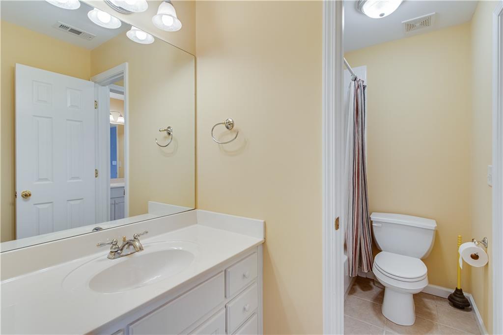5081 Oak Farm Way, Flowery Branch, Georgia image 44
