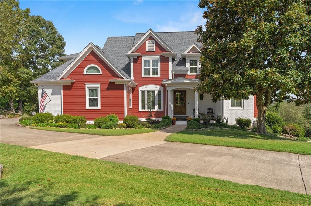 8865 Saddle Trail
