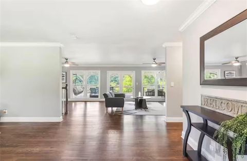 listing image 110