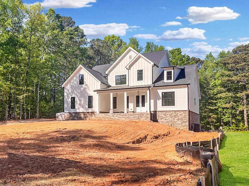 9135 Greenway Court, Gainesville, Georgia image 2