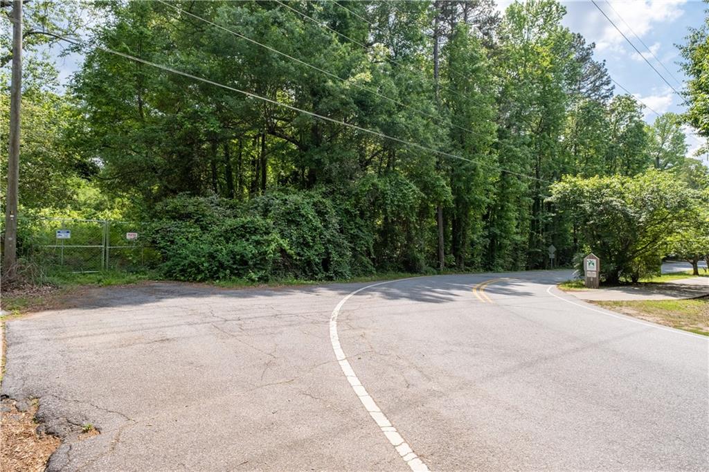 4549 Erskine Road, Clarkston, Georgia image 11