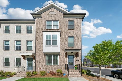 1621 Wellborn Walk Suwanee GA 30024