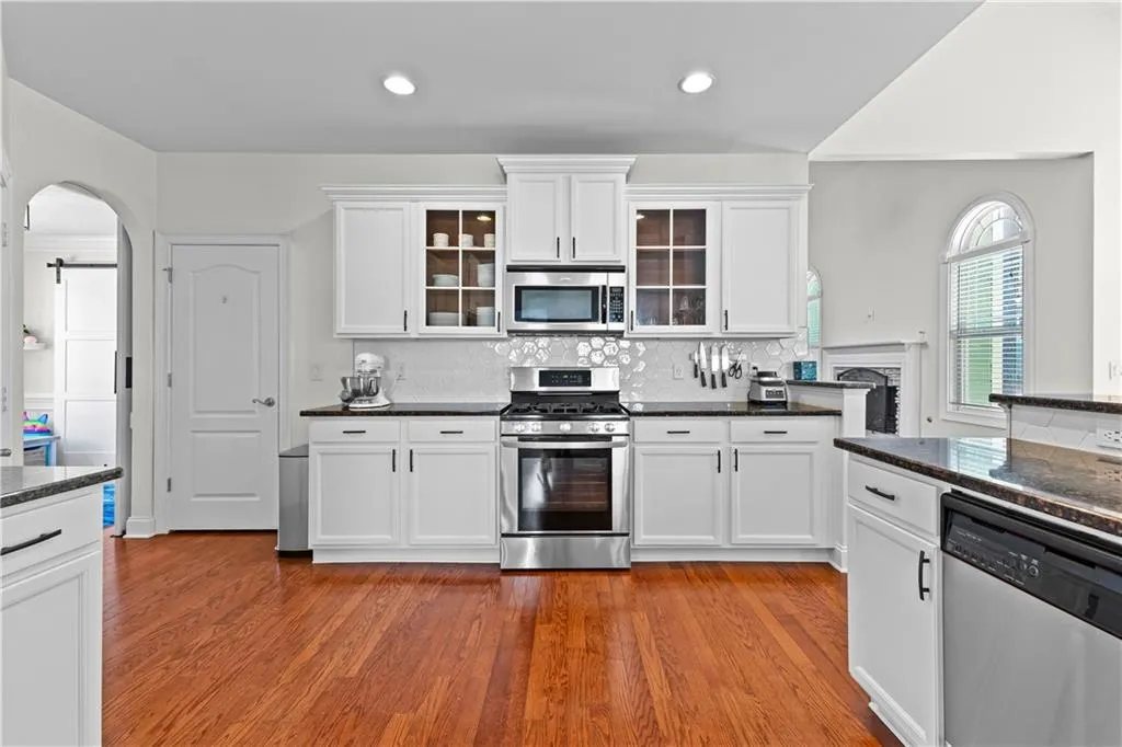 Dallas, Georgia 30157, United States, 4 Bedrooms Bedrooms, ,3 BathroomsBathrooms,Residential,Pending,104462