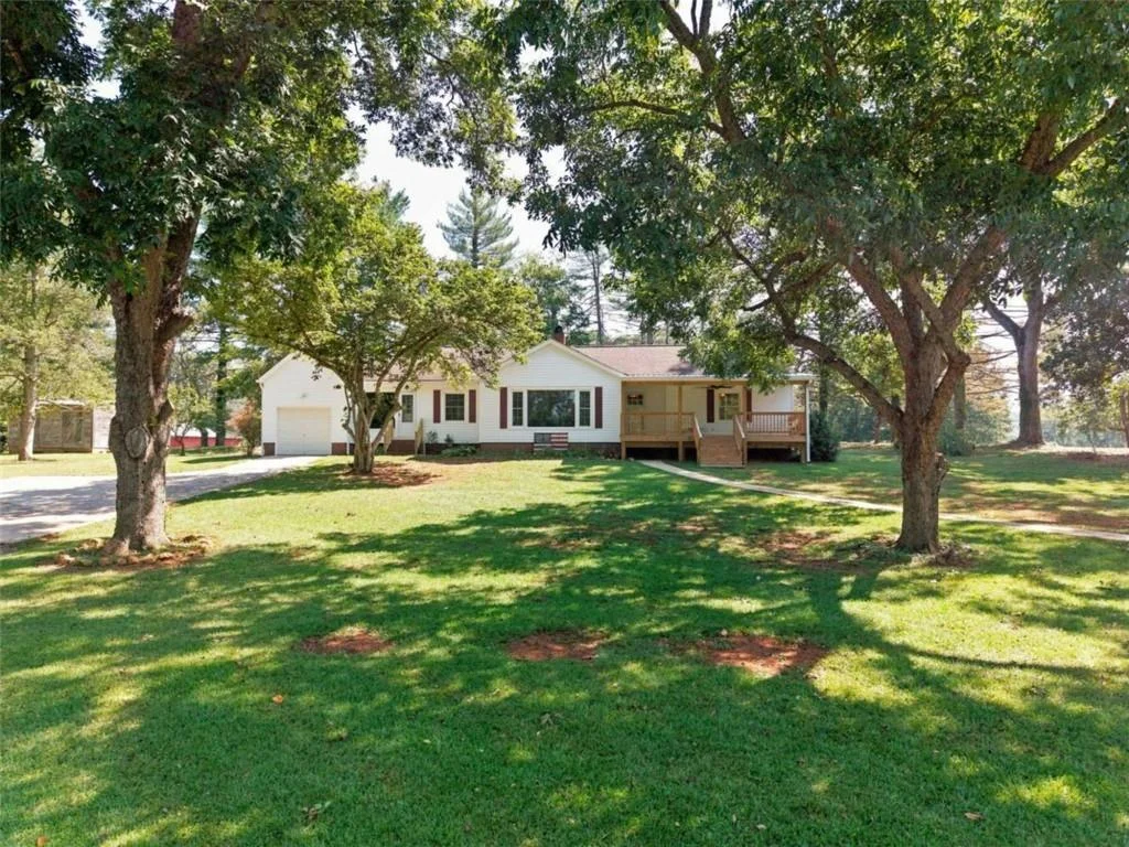 8 Perry Farm Road, Cave Spring, GA, 30124