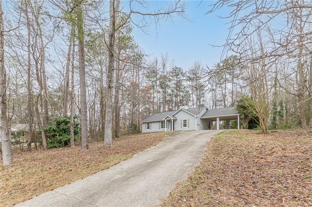 5001 Oakdale Drive, Douglasville, Georgia image 2