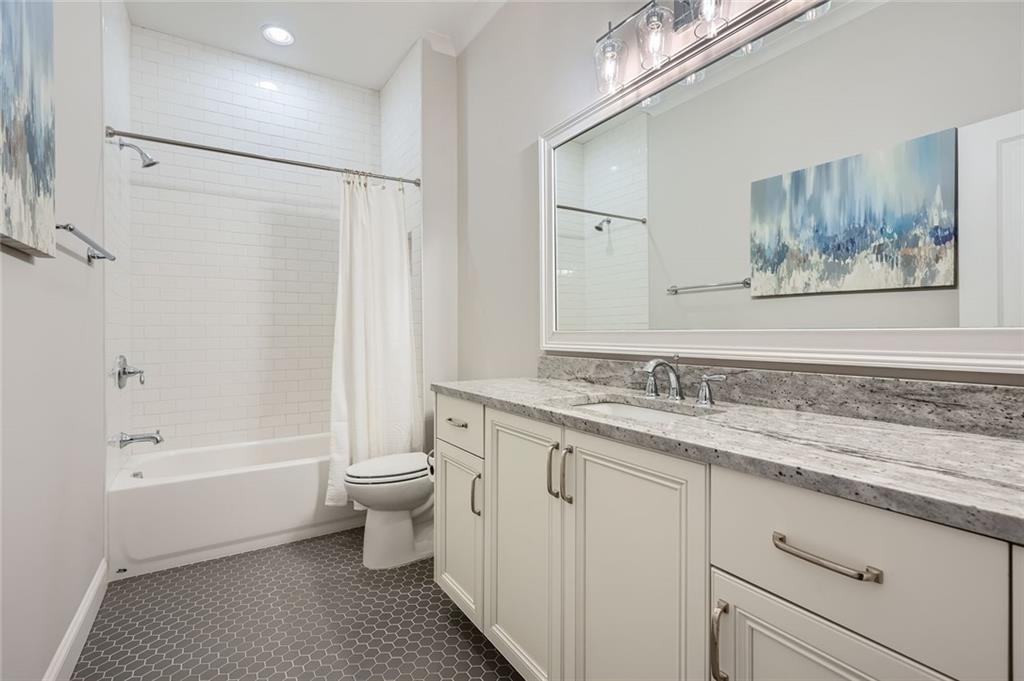 555 E Wesley Road, Atlanta, Georgia image 42