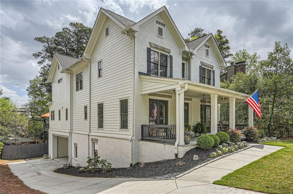 555 E Wesley Road, Atlanta, Georgia image 2