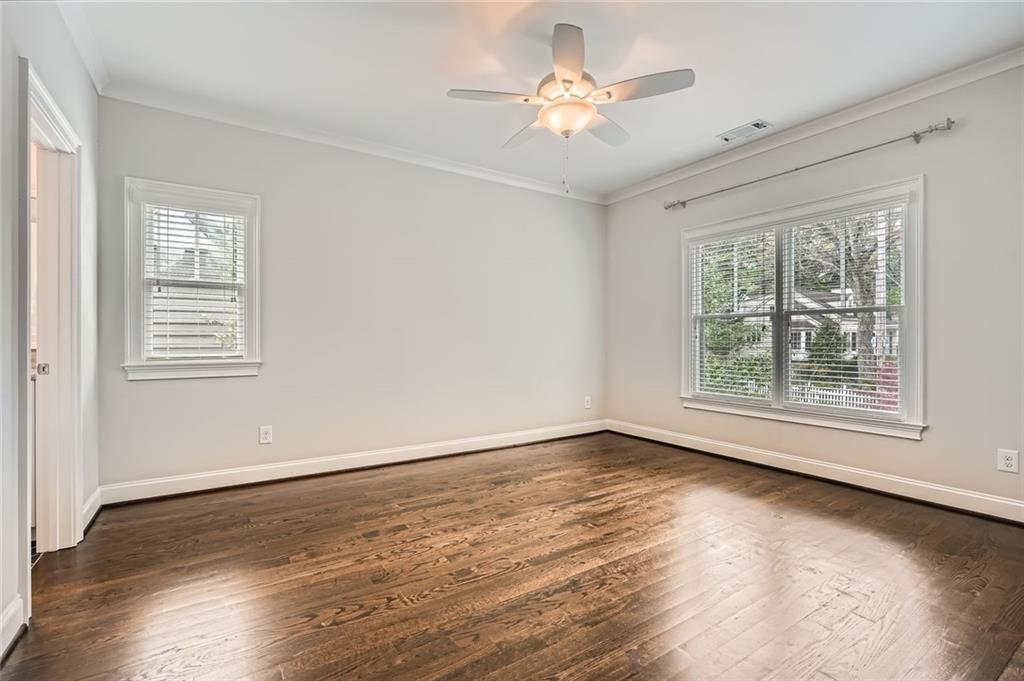 555 E Wesley Road, Atlanta, Georgia image 34