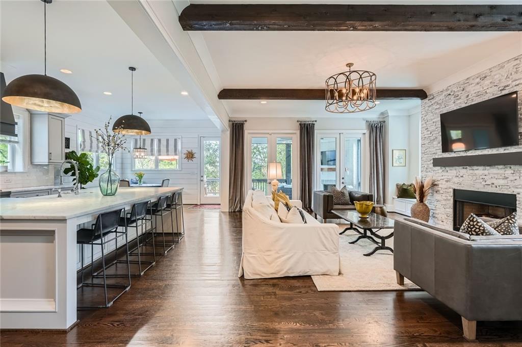 555 E Wesley Road, Atlanta, Georgia image 15