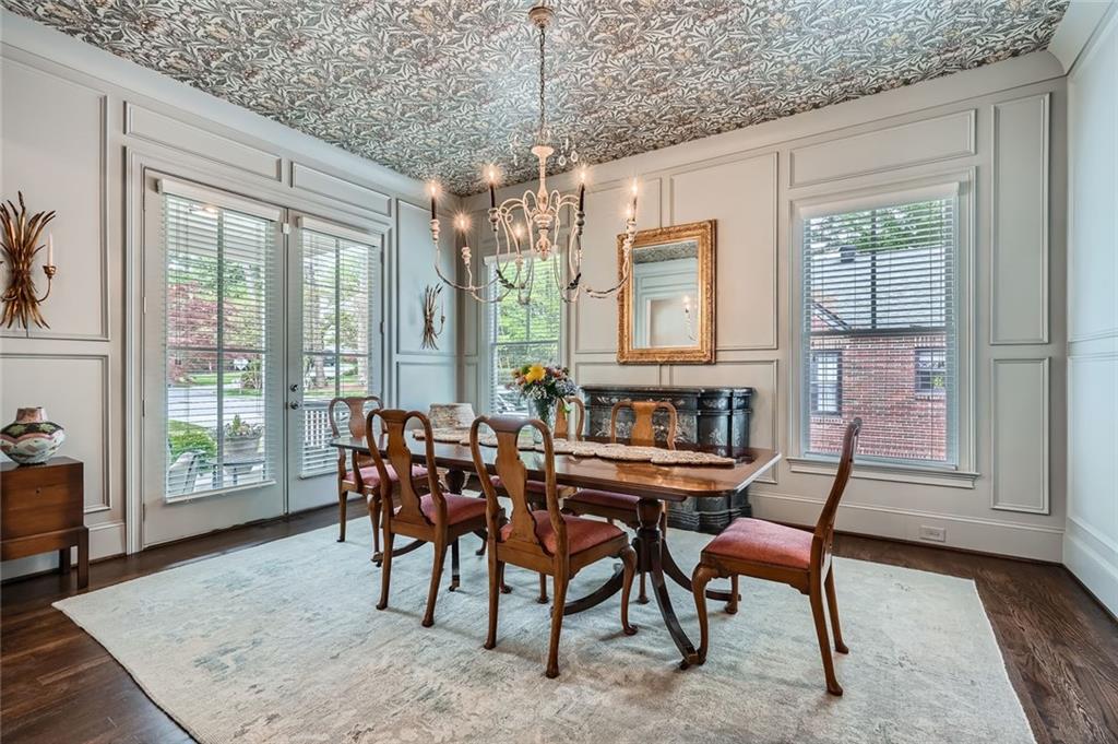 555 E Wesley Road, Atlanta, Georgia image 9