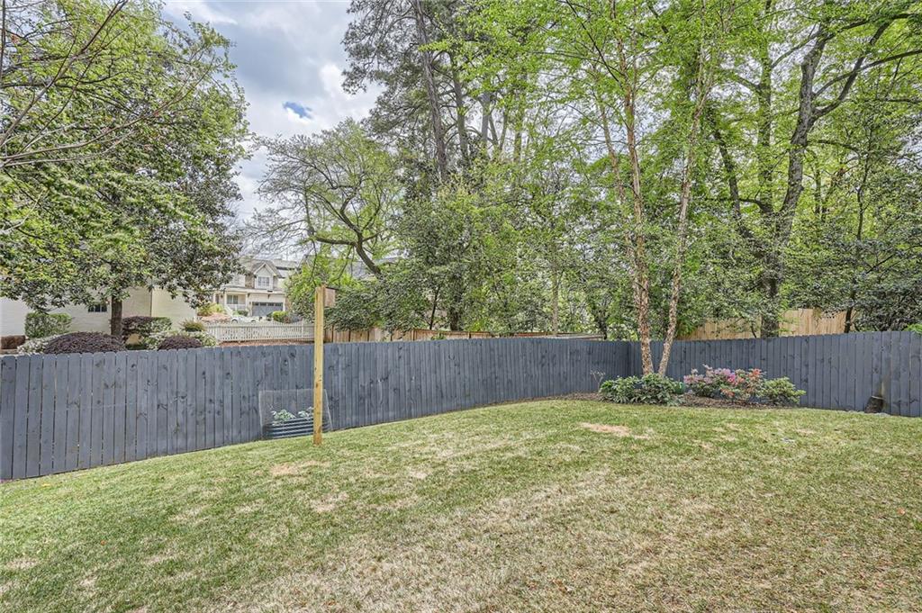 555 E Wesley Road, Atlanta, Georgia image 49