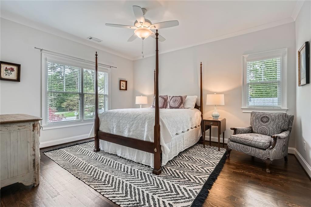 555 E Wesley Road, Atlanta, Georgia image 31