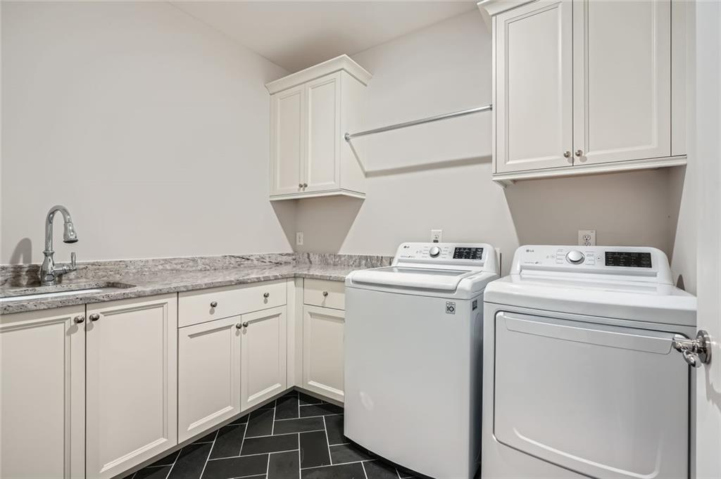 555 E Wesley Road, Atlanta, Georgia image 36