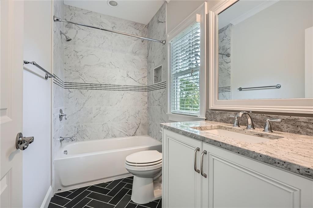 555 E Wesley Road, Atlanta, Georgia image 35