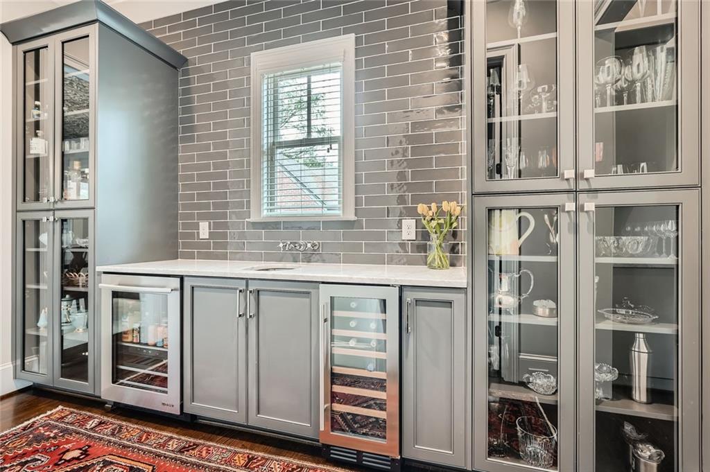 555 E Wesley Road, Atlanta, Georgia image 18