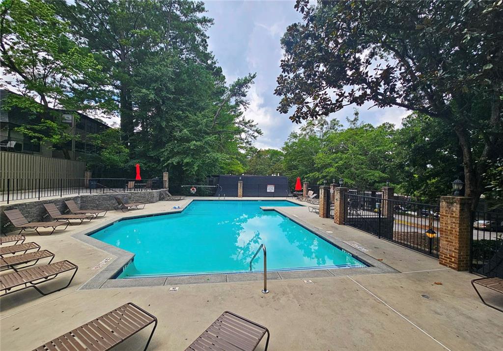 Cross Creek - Residential