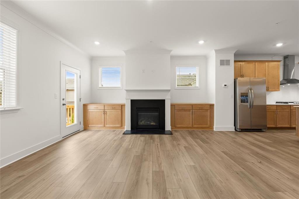 Forrest Crossing - Residential Lease