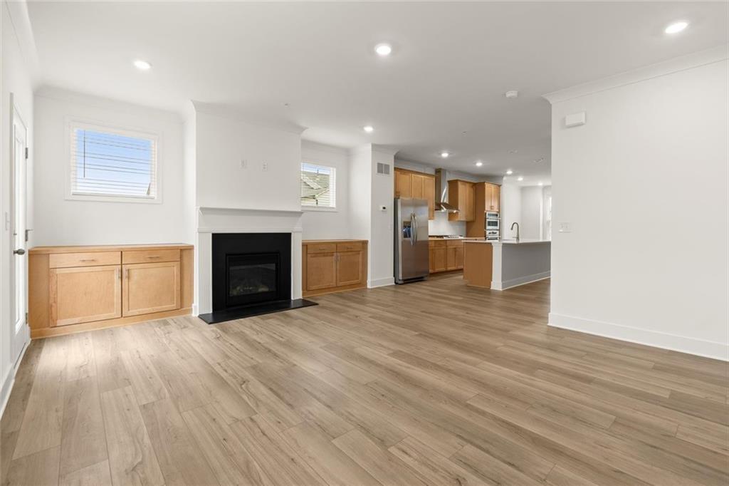 Forrest Crossing - Residential Lease