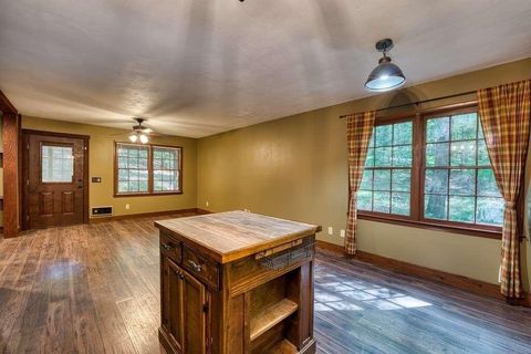 A home in Ellijay