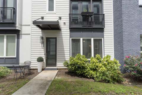 Townhouse For Sale - 836 Winslow Way<br/> Atlanta, GA 30318