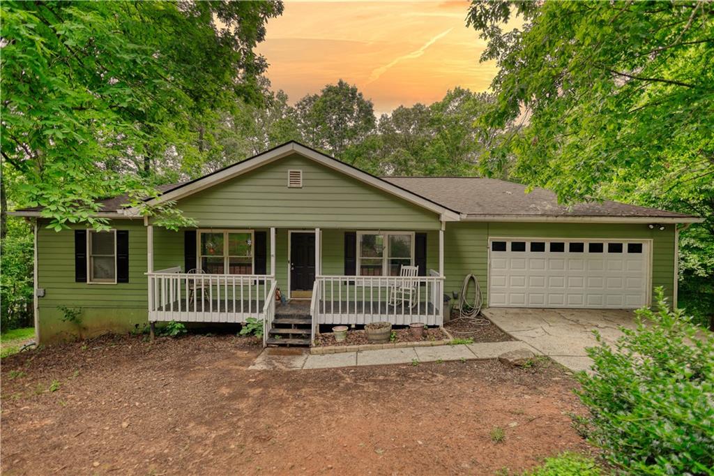 1638 River Trace, Auburn, Georgia image 2