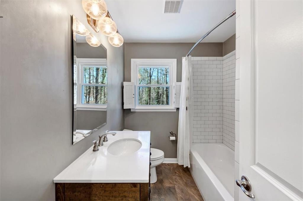330 Knoll Woods Drive, Roswell, Georgia image 38